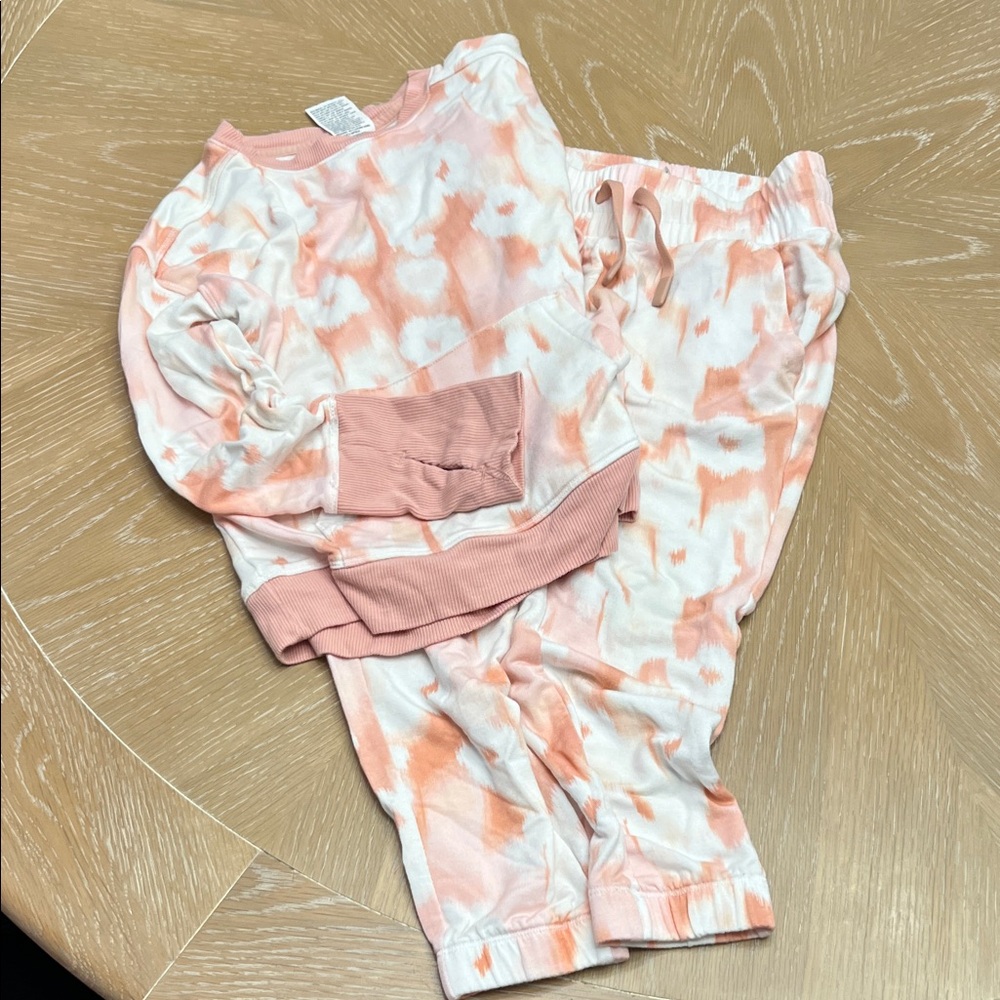 All in Motion Peach and White Kids Pajama Set